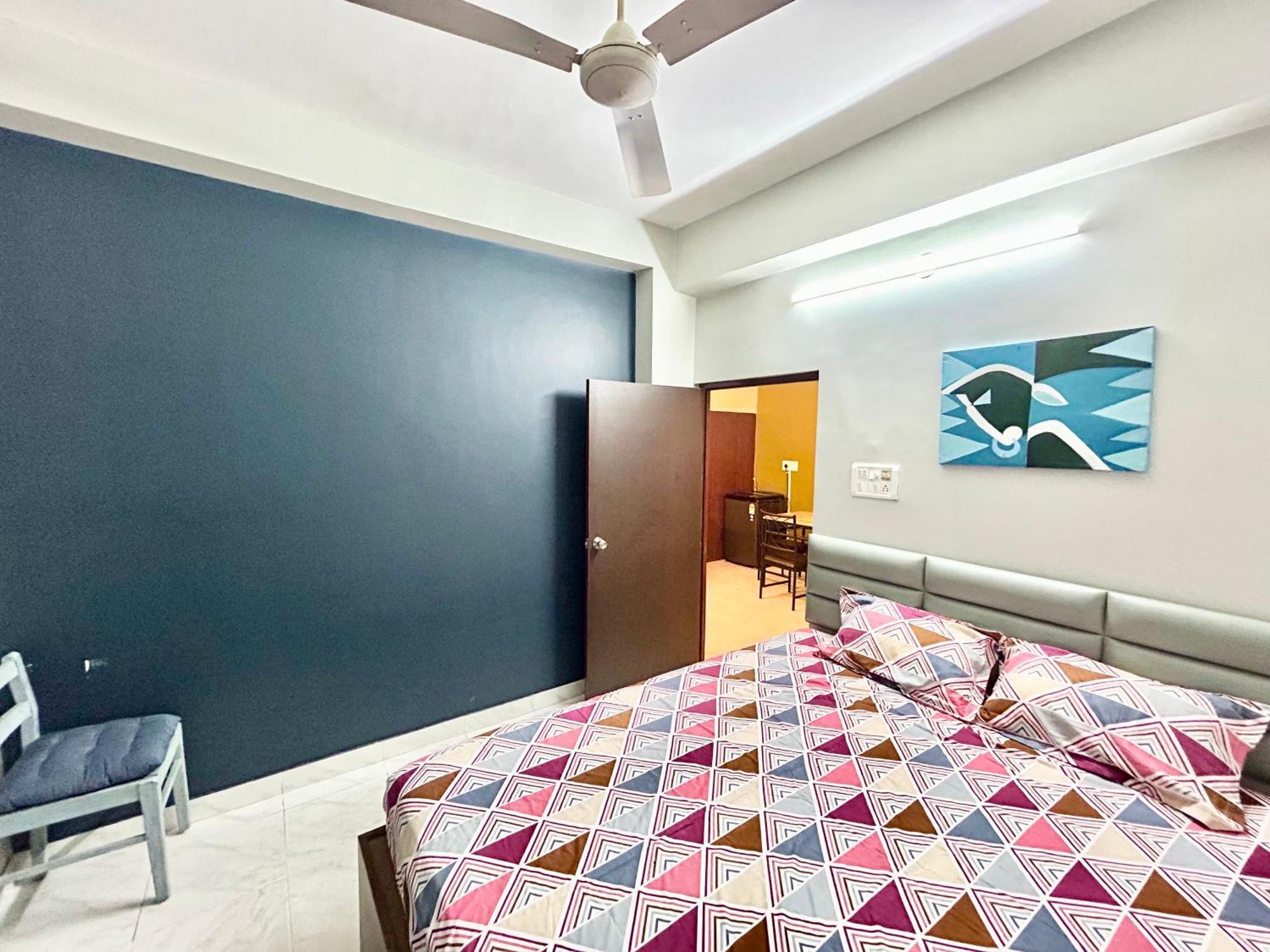 Cozy 2Bhk Apt Near Ruby Hospital & Em Bypass Kolkata Exterior photo